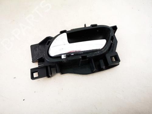 Used Front left interior door handle Front left interior door handle 35502572 35502572