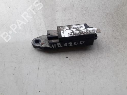 Used Electronic module Electronic module MERCEDES-BENZ C-CLASS (W203) C 200 CDI (203.004) (116 hp) 33518643 33518643
