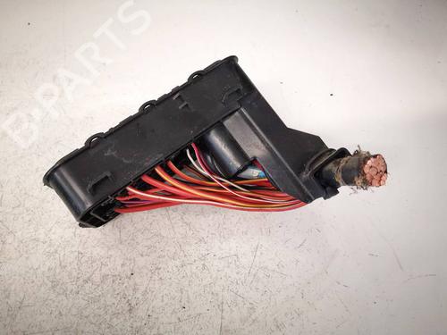 Fuse box SEAT LEON (1P1) 1.9 TDI | BP36959877E1 - Image 2