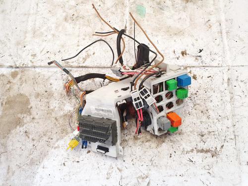 Used Fuse box Fuse box CITROËN XSARA (N1) 1.9 TD (90 hp) 32885576 32885576