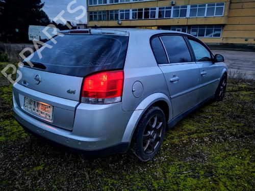 Fuse box OPEL SIGNUM Hatchback (Z03) 2.2 DTI (F48) | BP32591267E1 