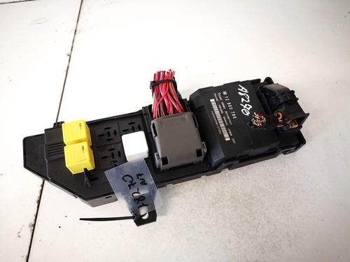 Used Fuse box Fuse box SAAB 9-3 (YS3F, E79, D79, D75) 2.0 t (163 hp) 32915884 32915884