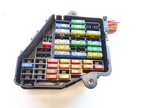 Used Fuse box Fuse box 38716017 38716017