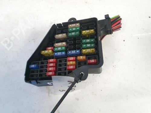 fuse-box-audi-a4-b6-8e2-2000-2001-2002-2003-2004-2005-32892464 main image