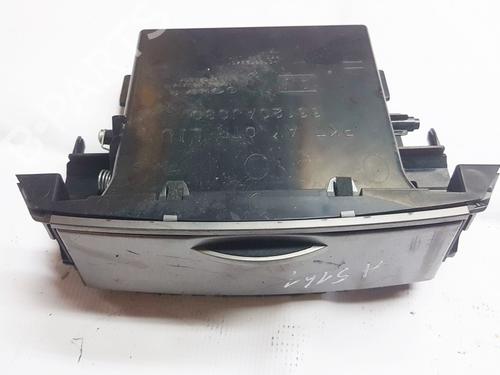 Porta-luvas Porta-luvas SUBARU OUTBACK (BR) 2.0 D AWD (BRD) (150 hp) 35878505 35878505