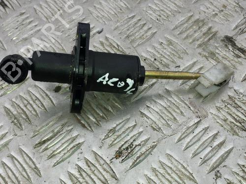 clutch-slave-cylinder-seat-toledo-ii-1m2-1998-1999-2000-2001-2002-2003-2004-2005-2006-35684440 main image