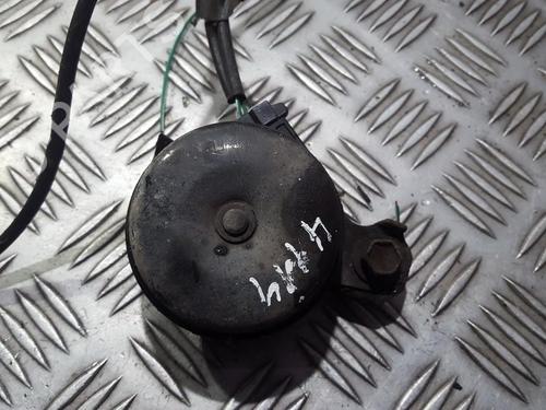 horn-toyota-rav-4-ii-_a2_-2000-2001-2002-2003-2004-2005-35696342 main image