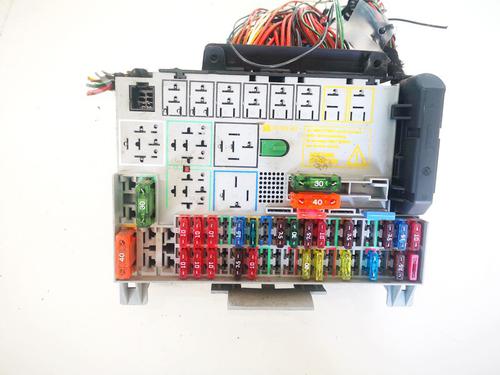 Used Fuse box Fuse box OPEL ZAFIRA A MPV (T98) 2.0 DI 16V (F75) (82 hp) 33075038 33075038