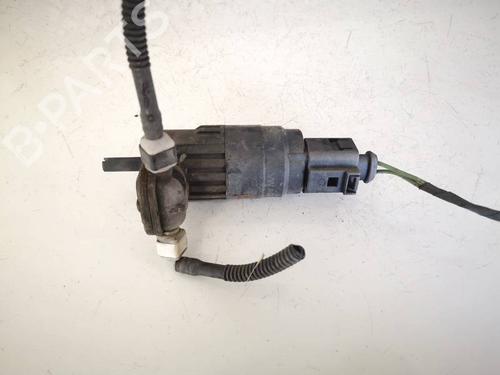 washer-pump-seat-leon-1p1-2005-2006-2007-2008-2009-2010-2011-2012-2013-34773521 main image