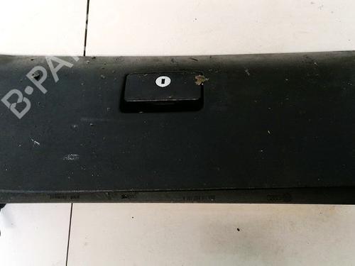 Used Glove box Glove box VW BORA I (1J2) 1.9 TDI (101 hp) 35598053 35598053