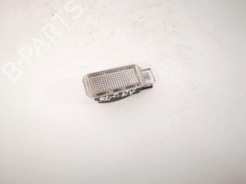 Used Interior roof light Interior roof light VW PASSAT B5.5 (3B3) 1.9 TDI (130 hp) 35419890 35419890
