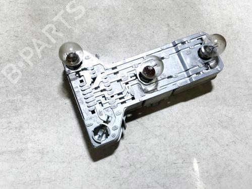 lamp-holder-vw-passat-b5-variant-3b5-1997-1998-1999-2000-2001-35646372 main image