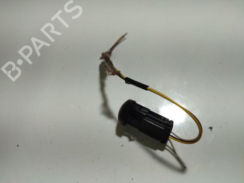 interior-roof-light-toyota-auris-_e15_-2006-2007-2008-2009-2010-2011-2012-2013-34962996 main image