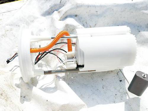 fuel-pump-vw-up-121-122-bl1-bl2-bl3-123-2011-37653987 main image