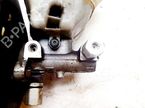 brake-master-cylinder-chrysler-pt-cruiser-pt_-2000-2001-2002-2003-2004-2005-2006-2007-2008-2009-2010-35858015 main image