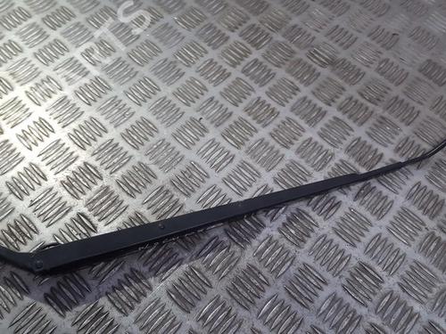 Used Front windshield wiper arm Front windshield wiper arm TOYOTA COROLLA Verso (ZER_, ZZE12_, R1_) 2.2 D-4D (AUR10_, AUR10R) (136 hp) 33495257 33495257