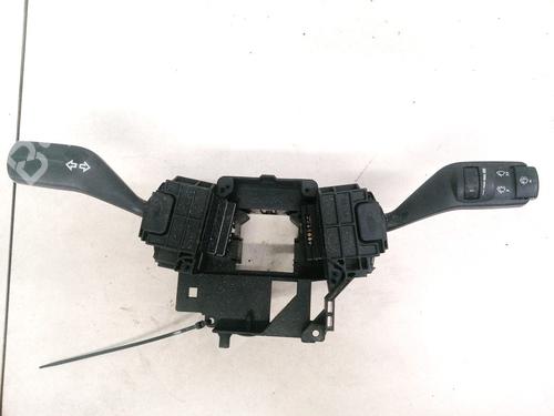 Used Warning switch Warning switch FORD FOCUS II (DA_, HCP, DP) 1.6 TDCi (109 hp) 35482277 35482277
