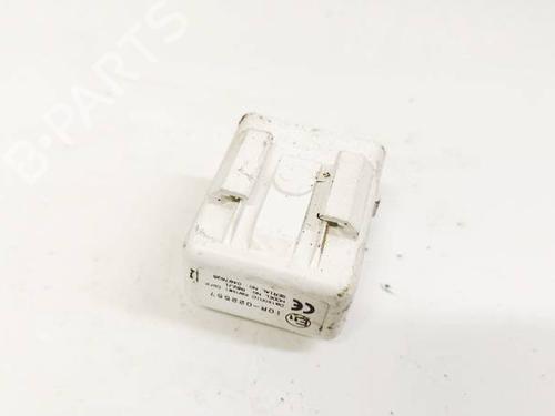 Used Electronic module SUZUKI GRAND VITARA II (JT, TE, TD) 1.9 DDiS (JB419WD, JB419XD) (129 hp) 32533537