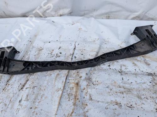 Used Front bumper reinforcement Front bumper reinforcement 38612019 38612019