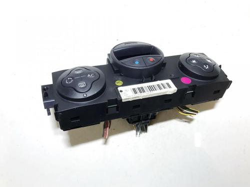 Used Climate control Climate control RENAULT MEGANE II (BM0/1_, CM0/1_) 1.6 16V (BM0C, CM0C) (113 hp) 35849636 35849636