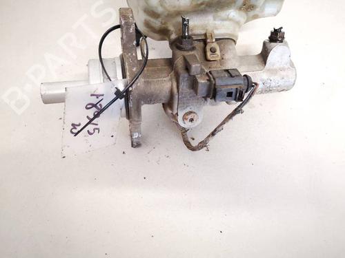 Used Brake master cylinder Brake master cylinder SEAT LEON (1P1) 1.9 TDI (90 hp) 35320210 35320210