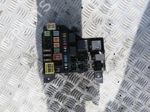 Used Fuse box Fuse box VOLVO V40 Estate (645) 1.9 DI (102 hp) 33505816 33505816