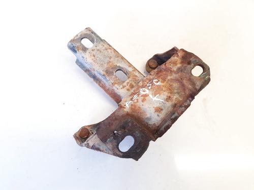 Used Engine mount Engine mount MERCEDES-BENZ C-CLASS (W203) C 180 Kompressor (203.046) (143 hp) 33067147 33067147