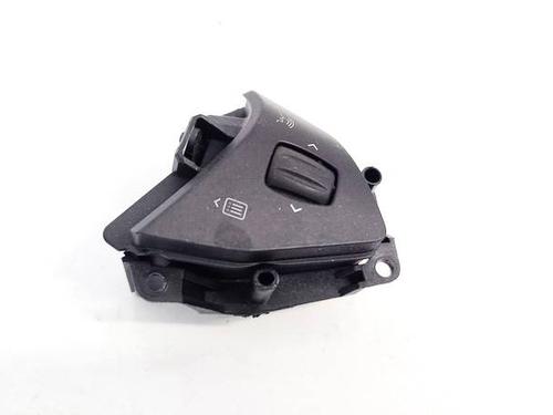 Used Steering wheel controls Steering wheel controls 38078741 38078741