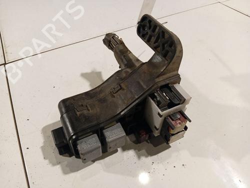 Used Fuse box Fuse box 38006295 38006295