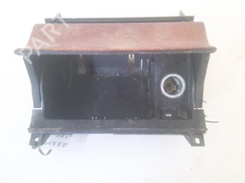 Cinzeiro Cinzeiro MERCEDES-BENZ E-CLASS (W210) E 200 (210.035) (136 hp) 35872677 35872677