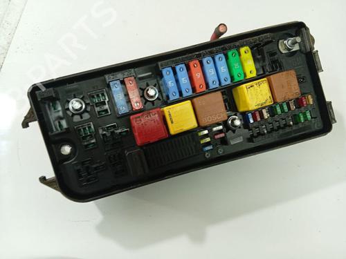 Used Fuse box Fuse box OPEL SIGNUM Hatchback (Z03) 2.2 direct (F48) (155 hp) 32532725 32532725