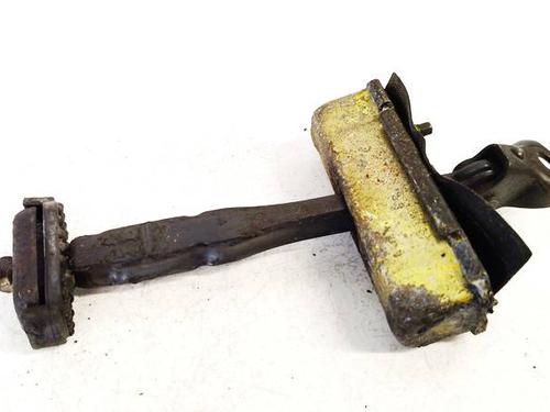 Used Hinge/Door check strap Hinge/Door check strap 37009047 37009047