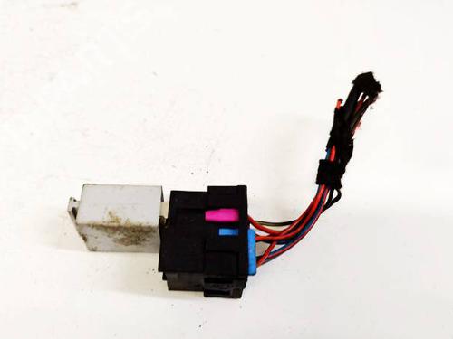 fuse-box-vw-tiguan-5n_-2007-2008-2009-2010-2011-2012-2013-2014-2015-2016-2017-2018-32543903 main image