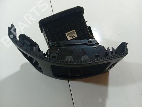 Used Air vent HYUNDAI i30 (FD) 1.6 CRDi (90 hp) 32549123