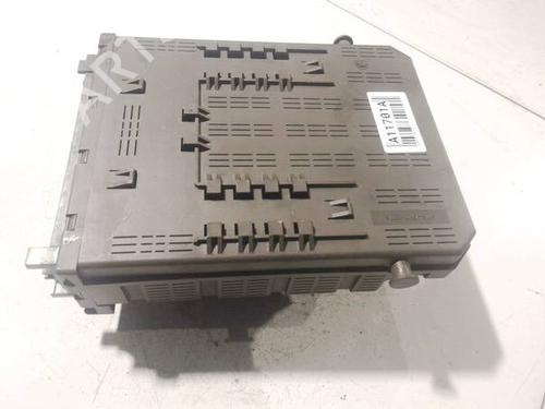 Fuse box PEUGEOT 607 (9D, 9U) 2.2 16V | BP38582189E1 - Image 3