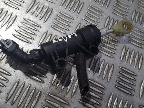 Used Clutch slave cylinder Clutch slave cylinder BMW 5 (E60) 530 i (231 hp) 35712657 35712657