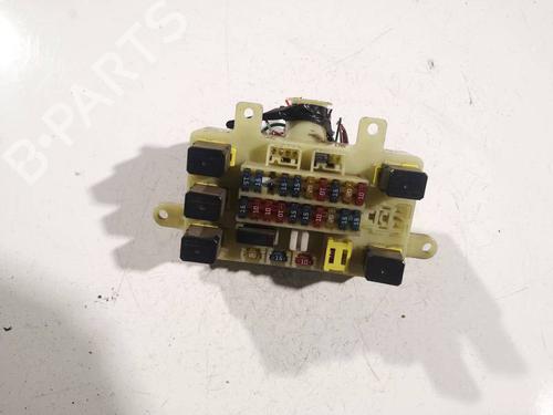Used Fuse box Fuse box OPEL FRONTERA B (U99) 2.2 DTI (6B_66, 6B_76) (120 hp) 32561587 32561587