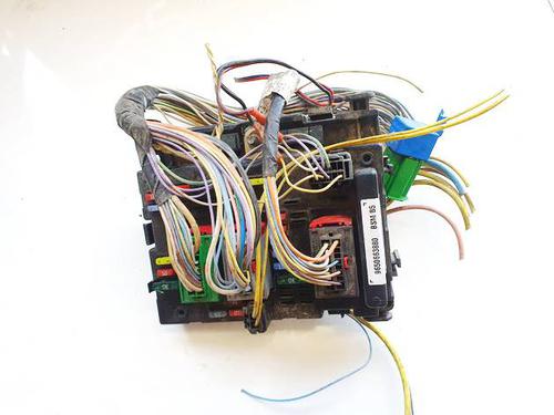 Fuse box CITROËN C8 (EA_, EB_) 2.2 HDi | BP32586342E1
