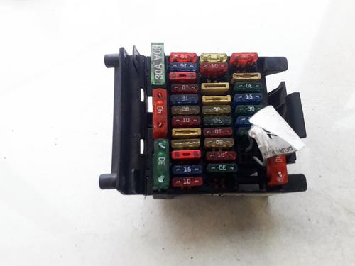 Used Fuse box Fuse box OPEL OMEGA B (V94) 2.2 DTI 16V (F69, M69, P69) (120 hp) 33099842 33099842