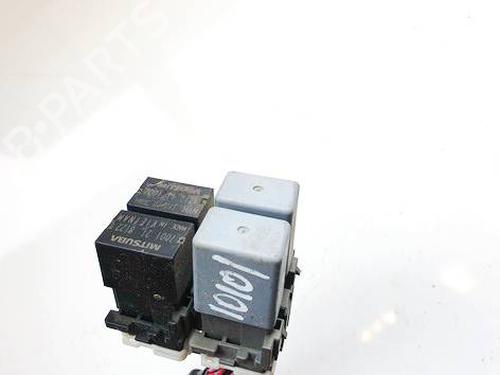 Fuse box HONDA FR-V (BE) 1.8 (BE1) | BP32574170E1 