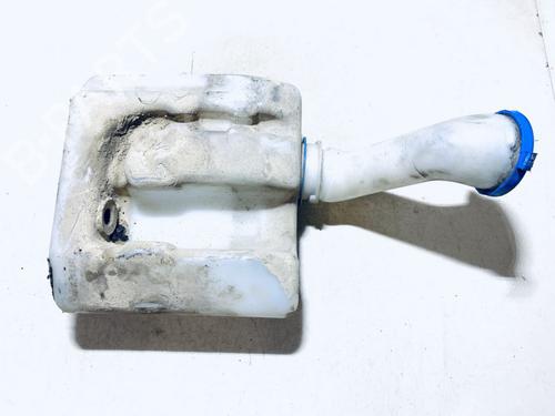 windscreen-washer-tank-audi-a4-b5-8d2-1994-1995-1996-1997-1998-1999-2000-2001-35878787 main image