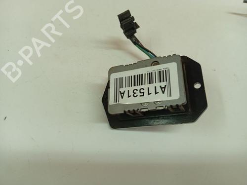 Varmeblæsermodstand Varmeblæsermodstand TOYOTA YARIS (_P9_) 1.4 D-4D (NLP90_, NLP90R) (90 hp) 36896483 36896483
