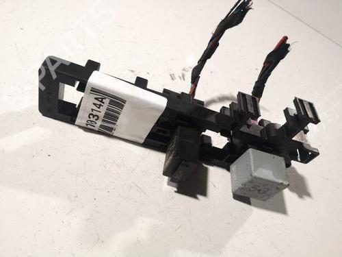 BP32576059E1 main image