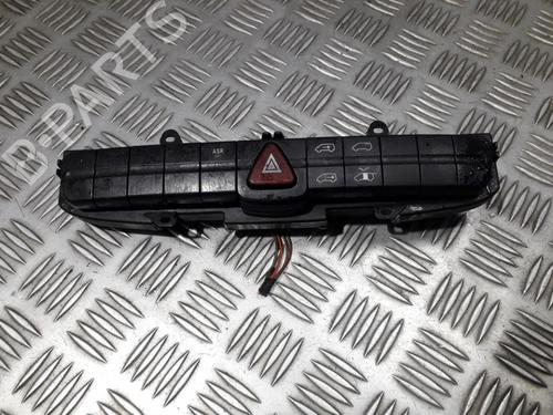 Used Warning switch Warning switch MERCEDES-BENZ VITO Bus (W639) 115 CDI (639.701, 639.703, 639.705) (150 hp) 35707495 35707495
