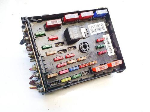 Used Fuse box Fuse box VW PASSAT B6 (3C2) 1.9 TDI (105 hp) 32541615 32541615