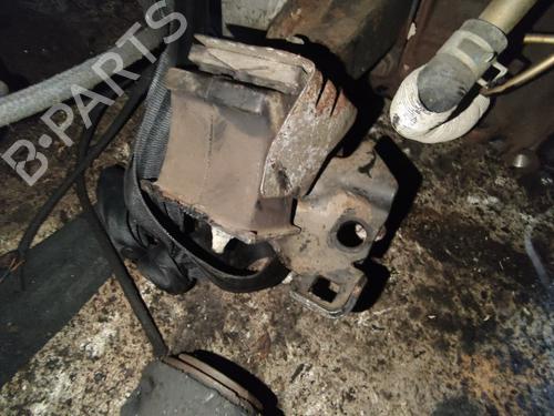 Used Engine mount Engine mount NISSAN NAVARA NP300 (D40) 2.5 dCi 4WD (174 hp) 33075821 33075821