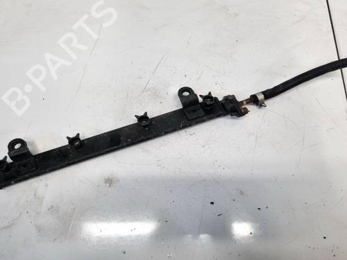injection-rail-mitsubishi-outlander-i-cu_w-2001-2002-2003-2004-2005-2006-2007-2008-36545877 main image