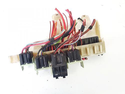 fuse-box-bmw-5-e39-1995-1996-1997-1998-1999-2000-2001-2002-2003-32892635 main image