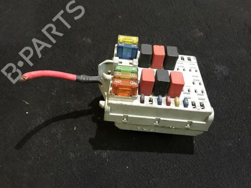 Used Fuse box Fuse box 33486935 33486935