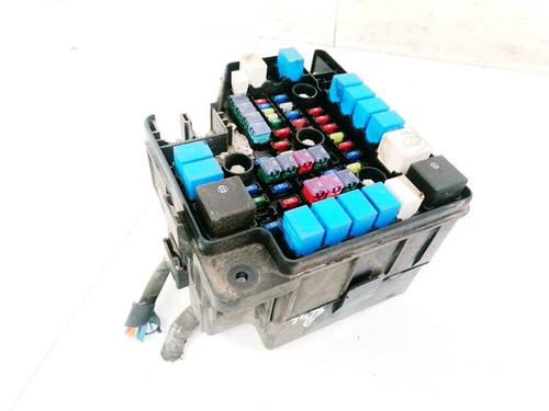 Used Fuse box Fuse box HYUNDAI SANTA FÉ II (CM) 2.2 CRDi (155 hp) 32925577 32925577